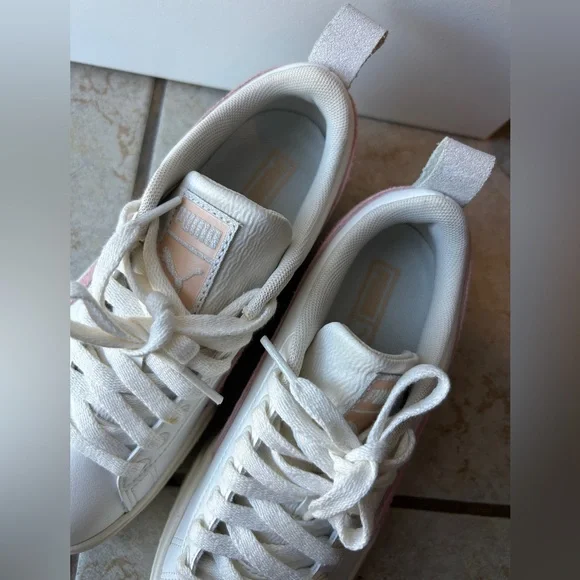 Puma Mayze Platfrom Sneakers. NEW! Size 6 - Picture 6 of 7